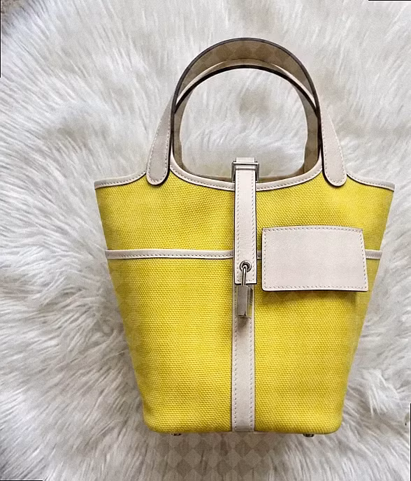 HERM&Egrave;S Limited Edition Picotin Lock PM Cargo Jaune Citron Nata Swift Canvas Palladium hardware U 2022 photo review